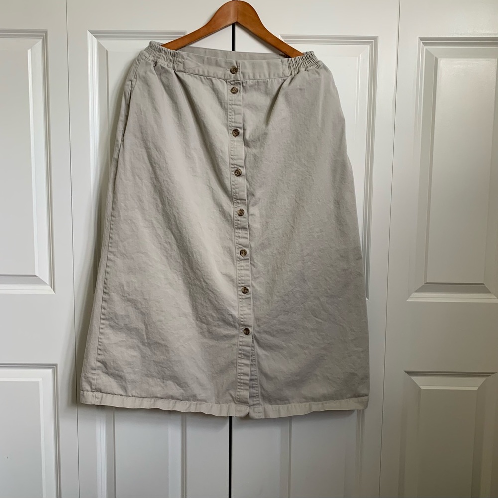 Bobbie Brooks Women’s Khaki Button Up Skirt Size 14